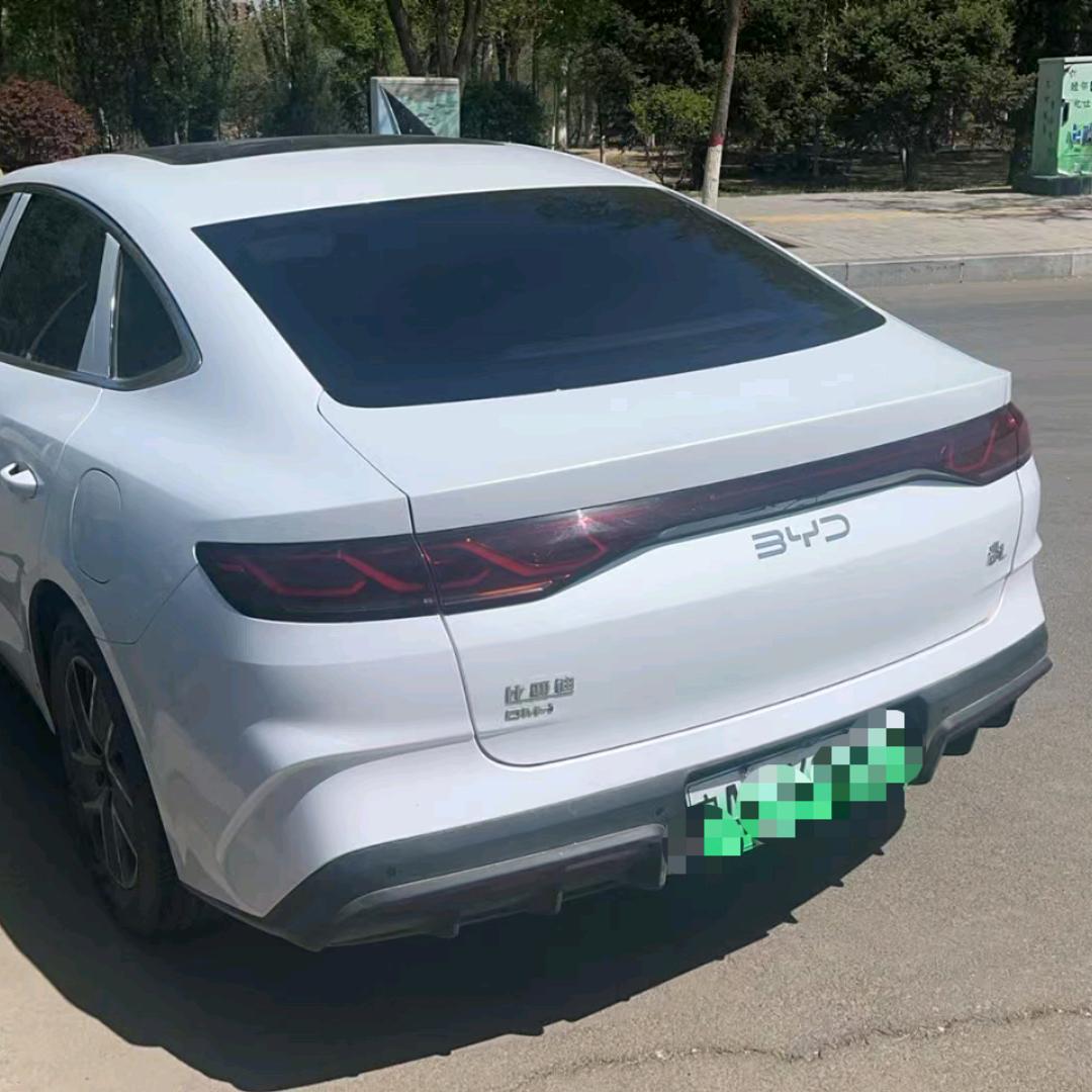 开着我心爱的小秦LOVE