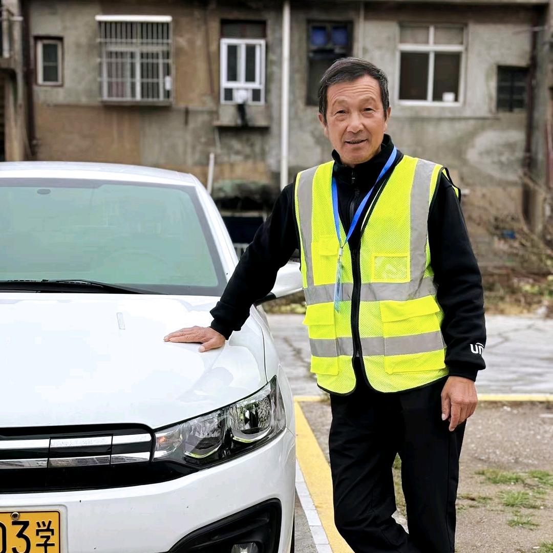 刘教练