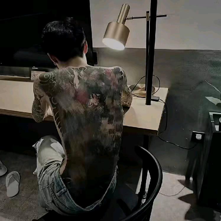 名