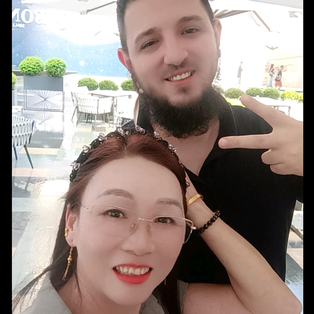 农村乡下七妹茶酒行