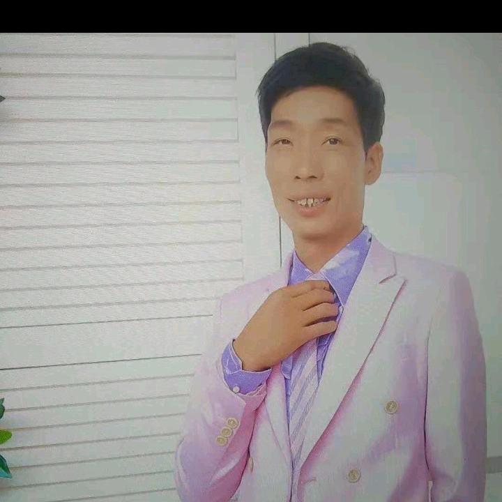 强弟，山顶的男人