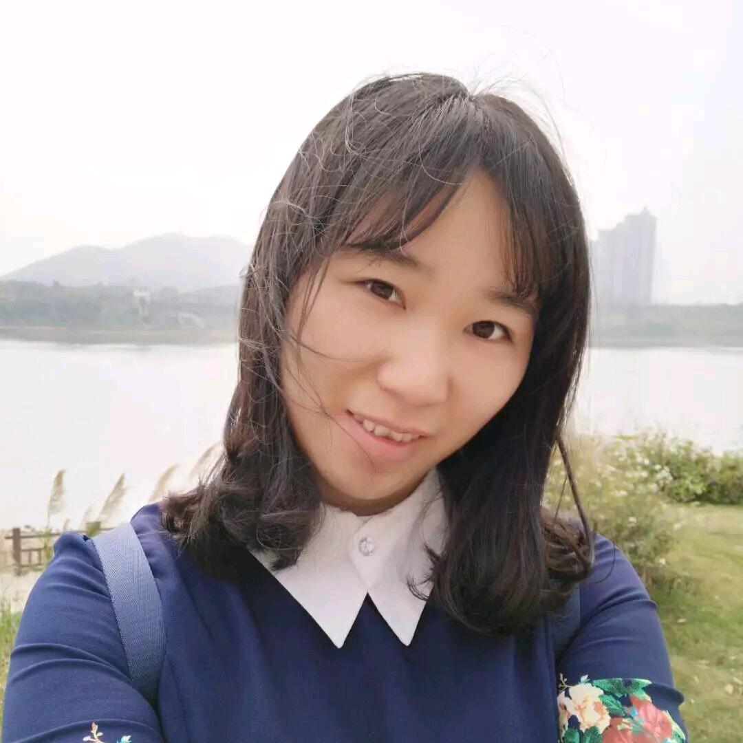 华华☘️