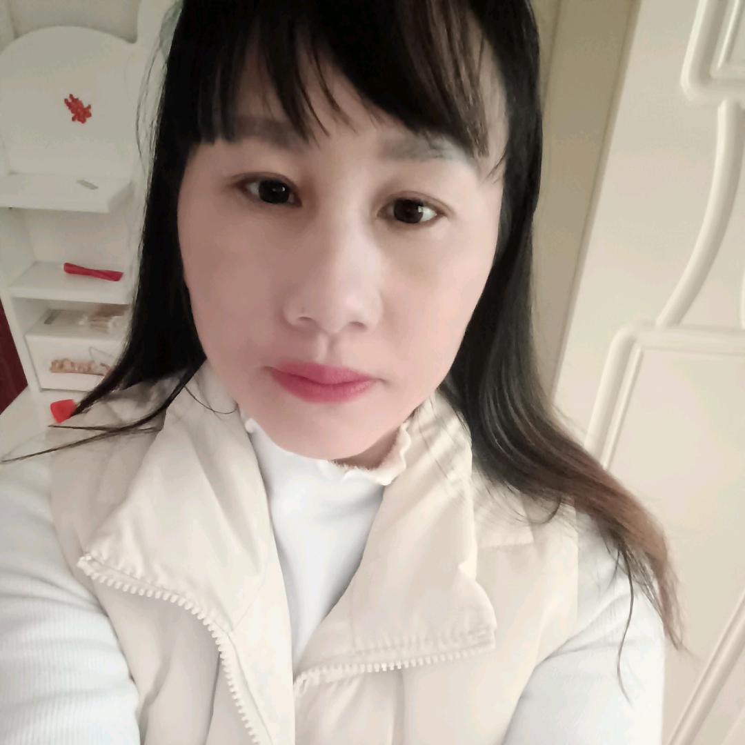 现在一个人单身，找个男朋友陪伴我