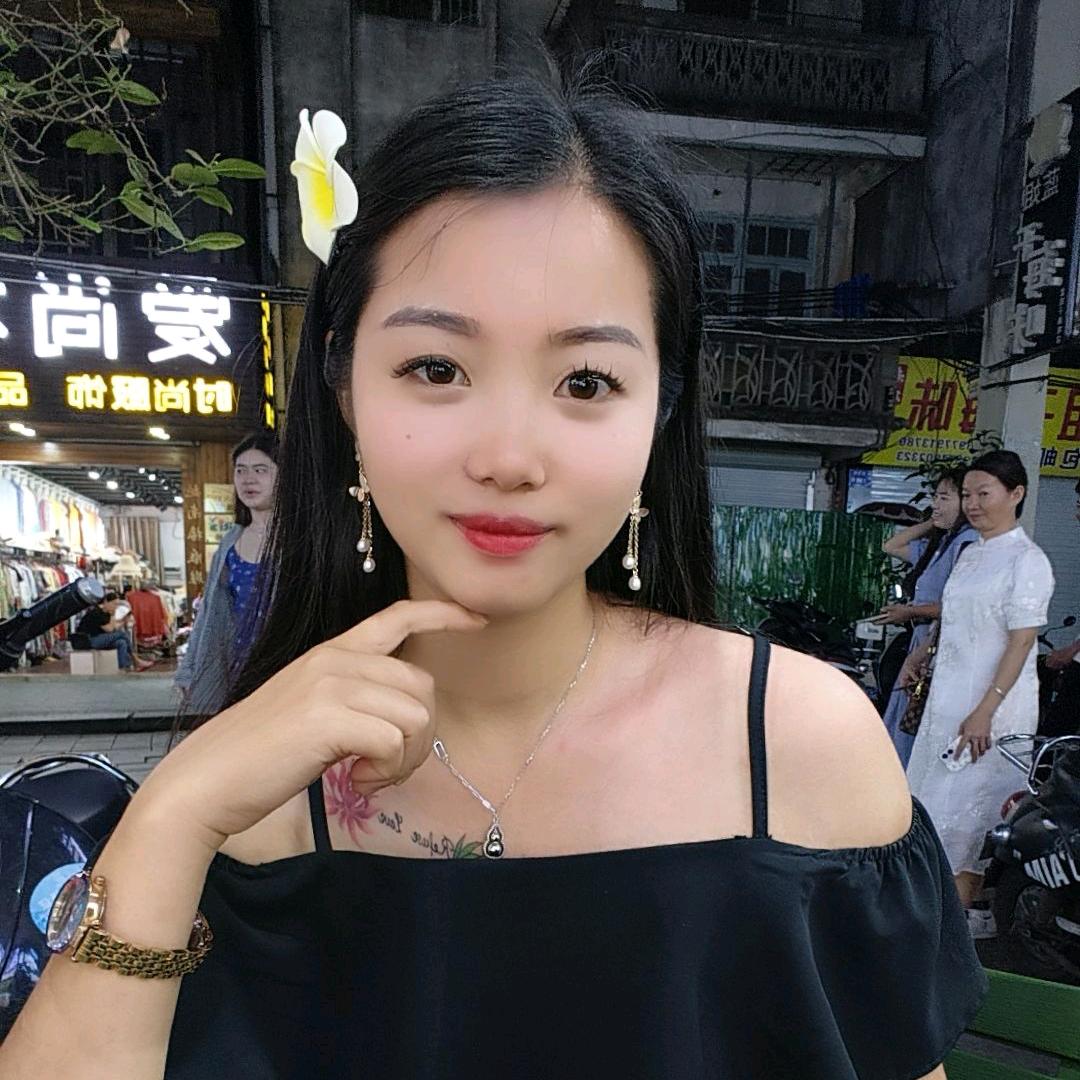 仁怀旧货市场_杨亚琴