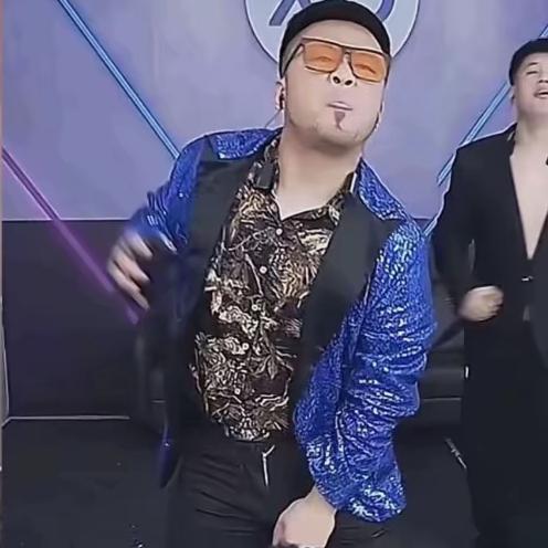 小美带T软弱无力