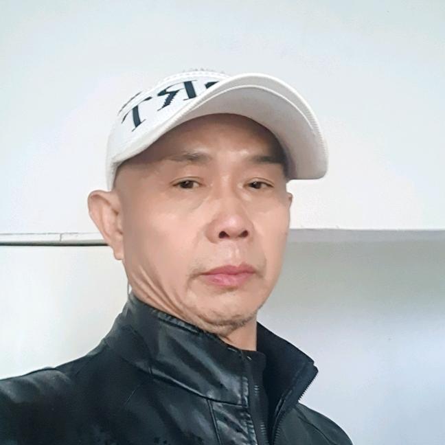 钓鱼人