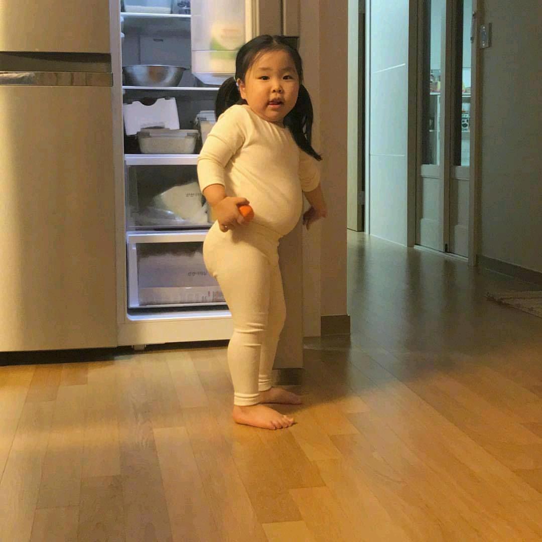 可爱黄