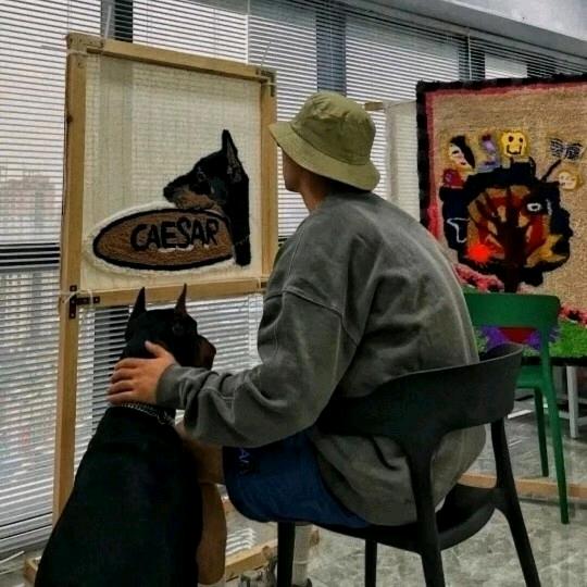 我们好像在哪见过。