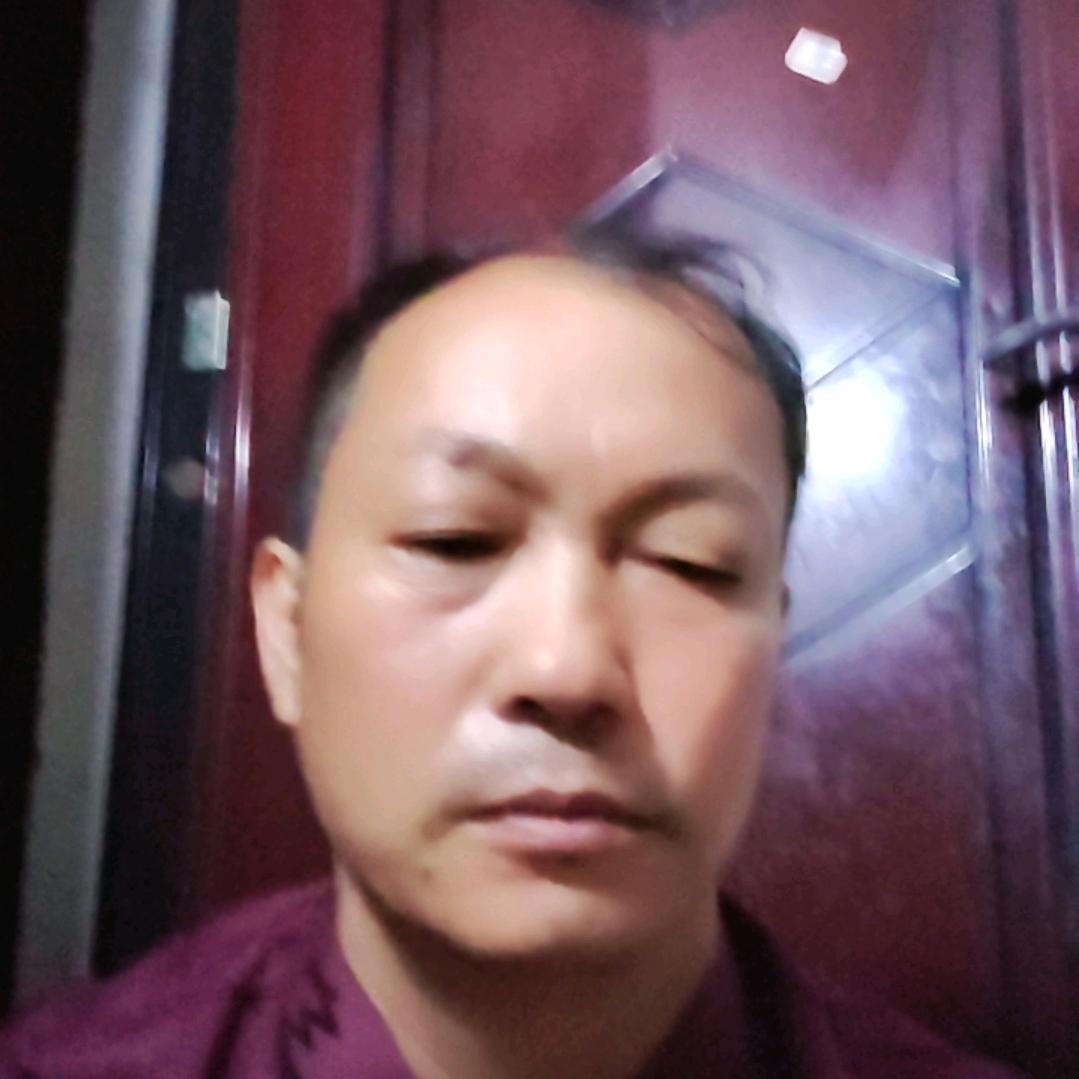 石转社区李世根唱歌