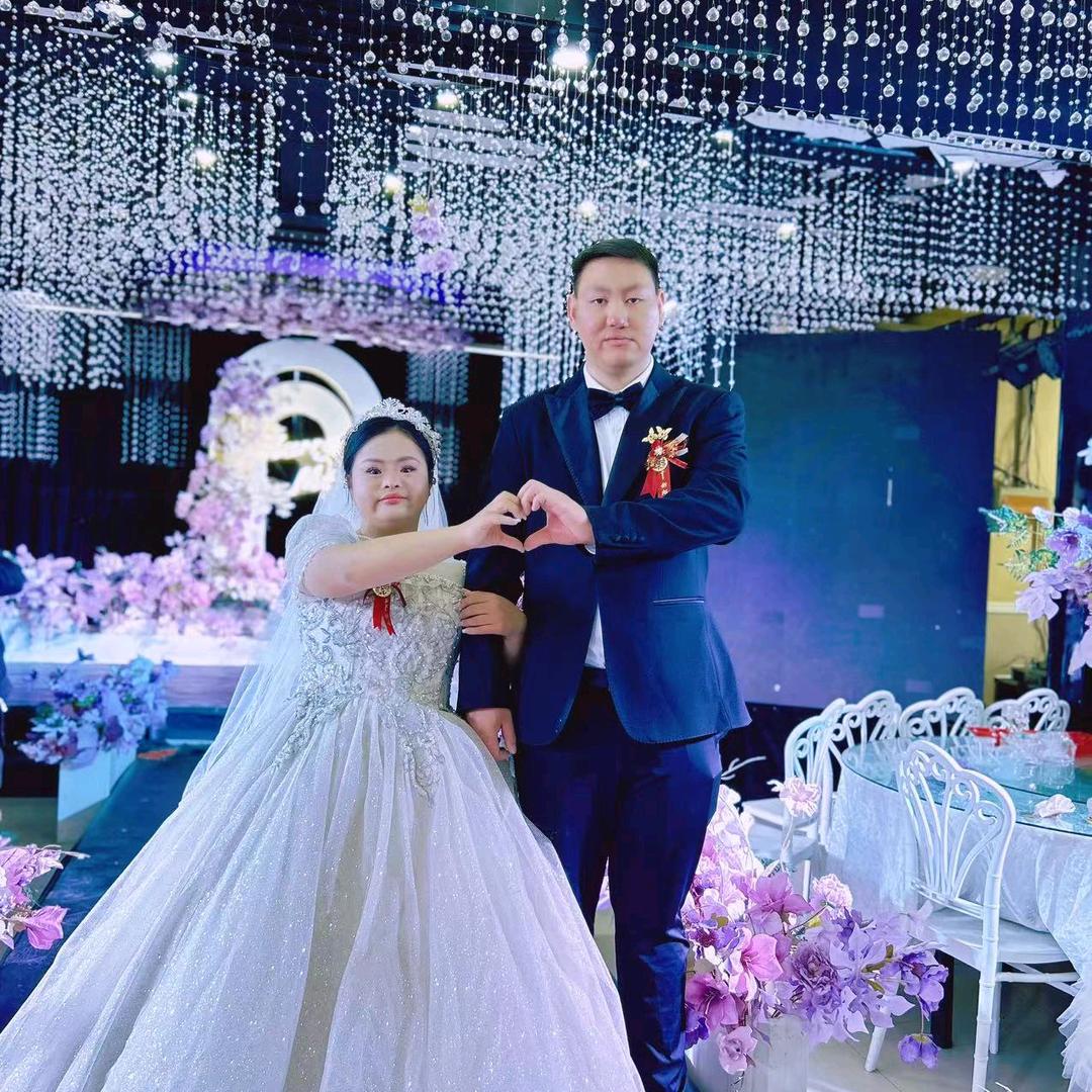 唱歌跳舞郅永红