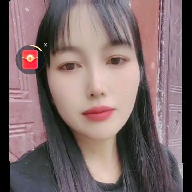 何姐