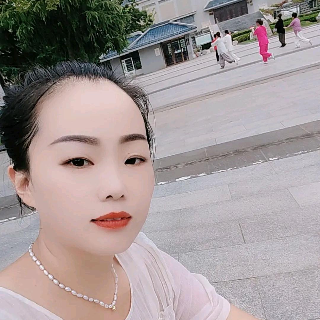 美业 燕子