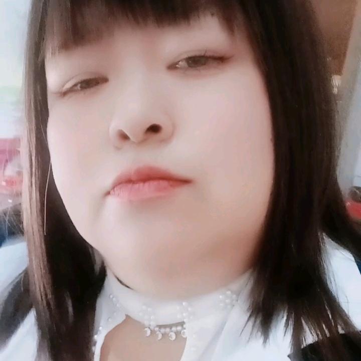 每天活在痛苦中😭