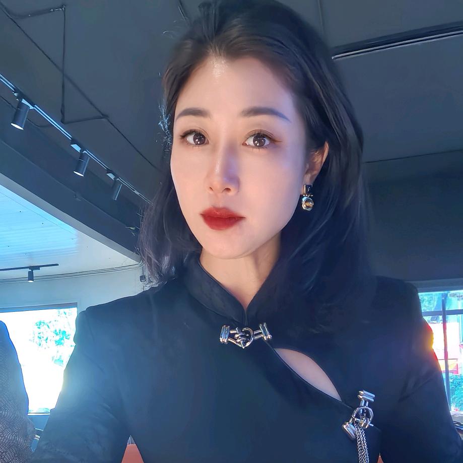 Q榴莲熊