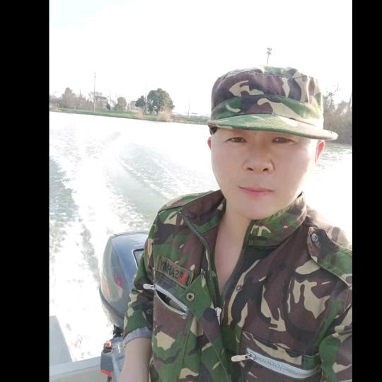 户外野货小阿咪