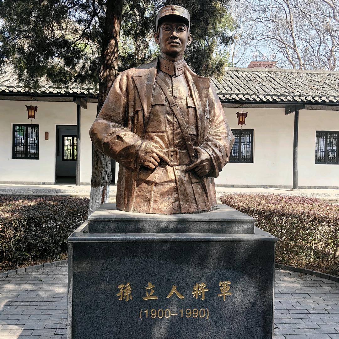 江湖夜雨十年灯