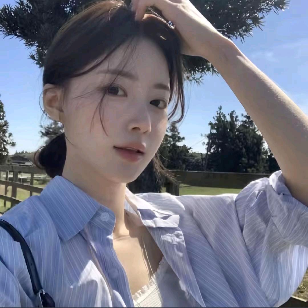 Yㅤ