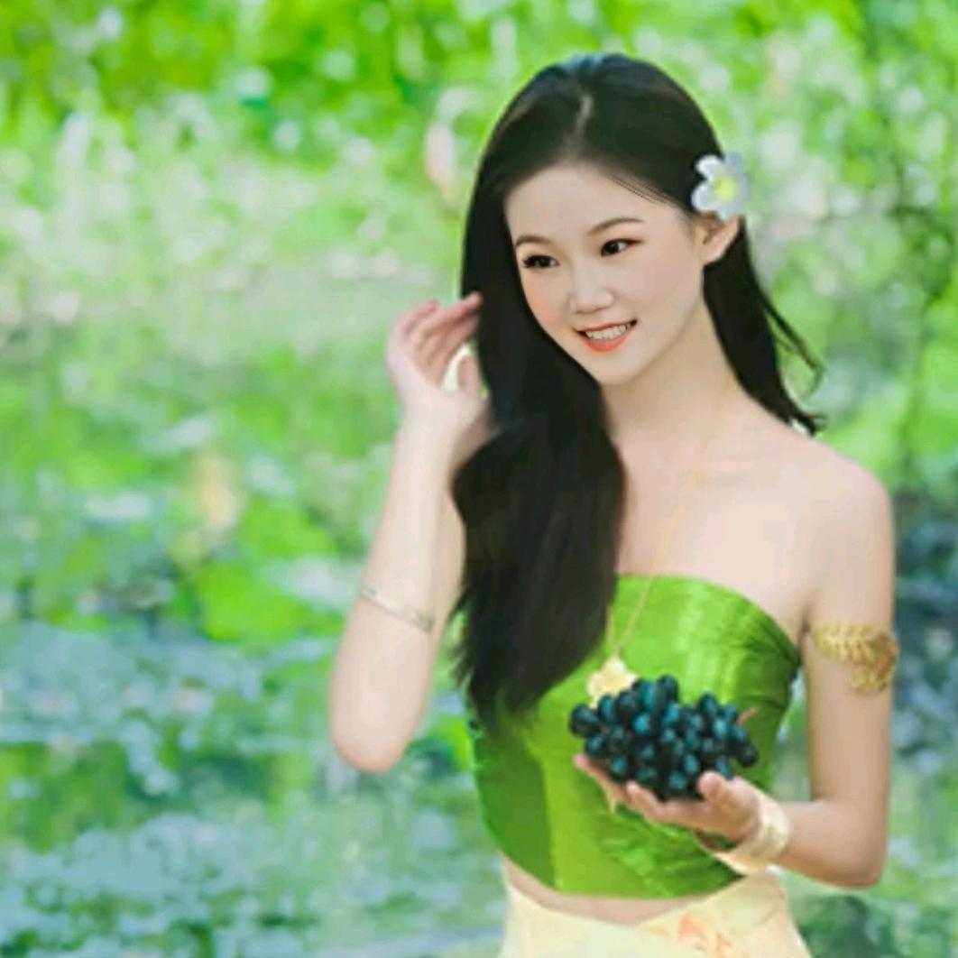 谷苗.𝓣𝓨