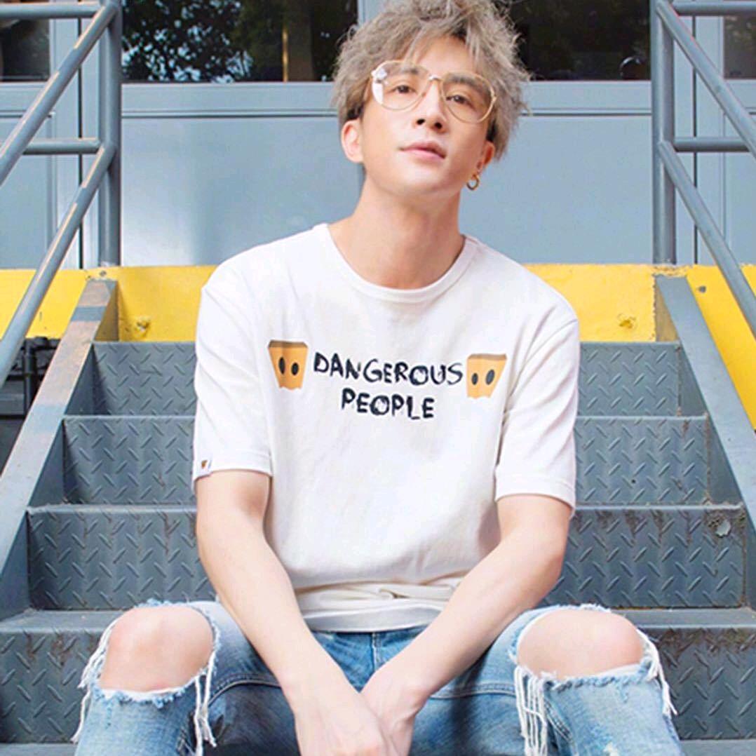 ㅤㅤㅤㅤ小赵同学