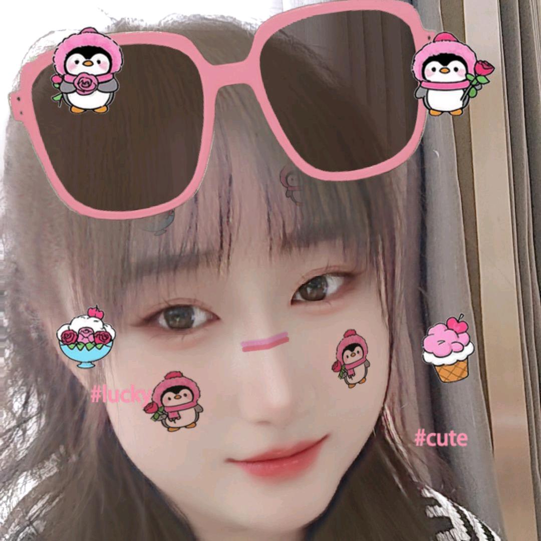 瑢