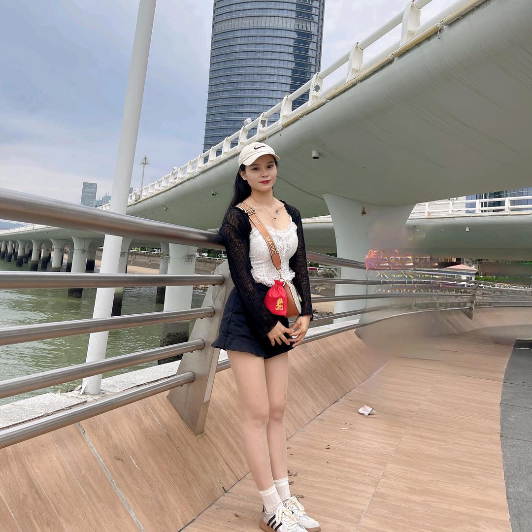 请叫我敏敏    老婆💞