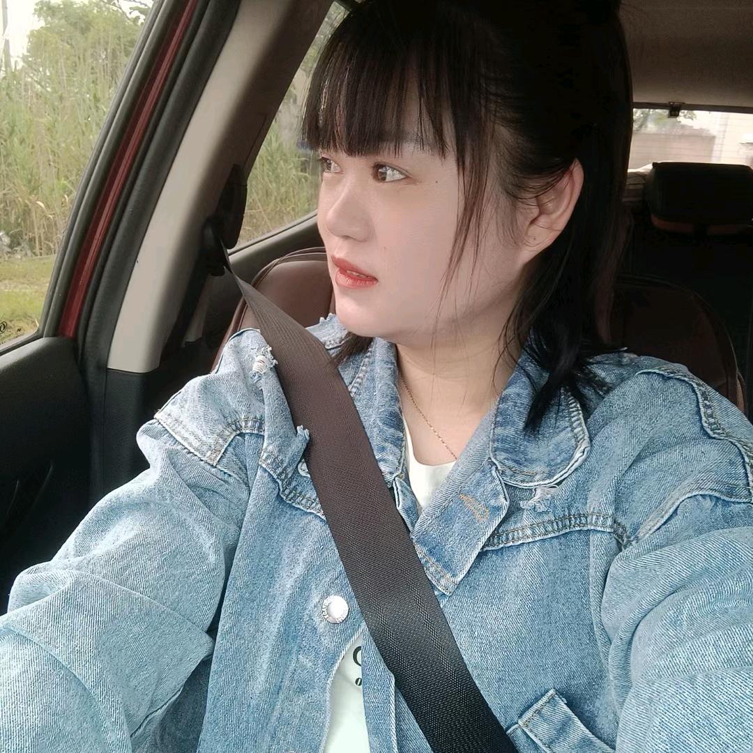 : ℘᭄ᩚ꯭缺钱💰꯭፝又缺爱💔᭄: