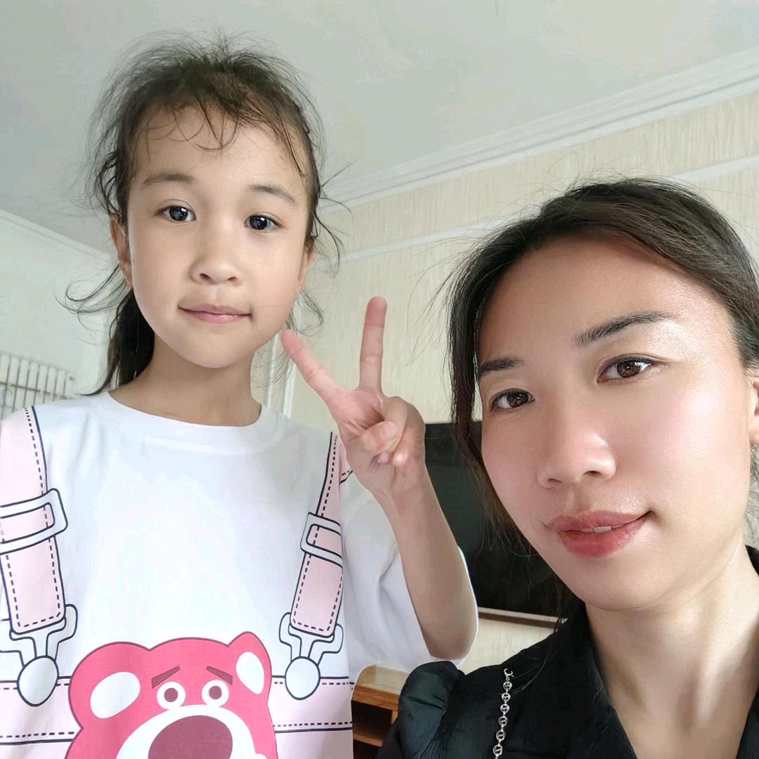 易辰&津阁妈妈