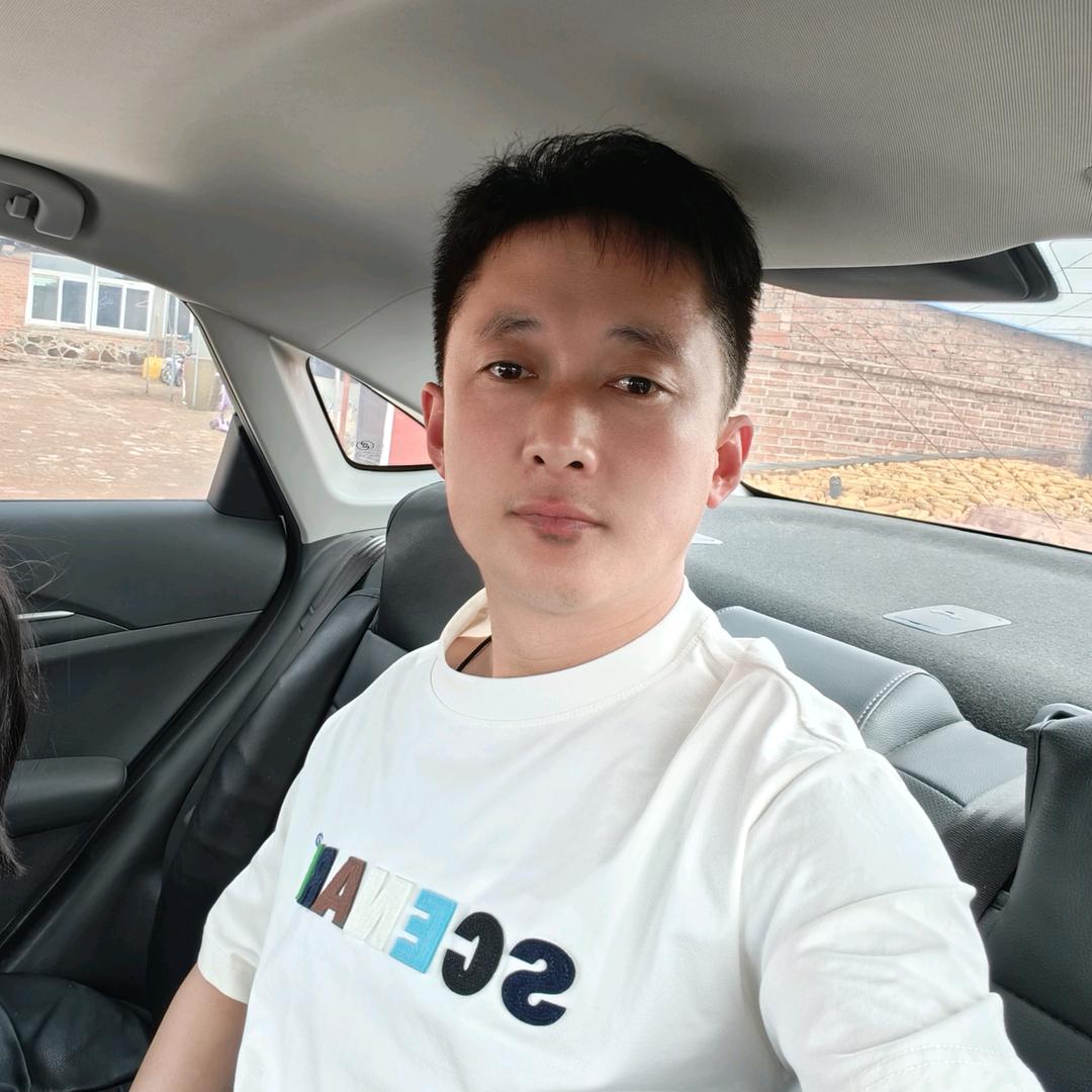 锦州黑山装修小哥