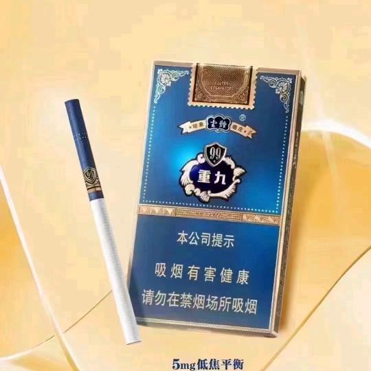 黄昏的落叶