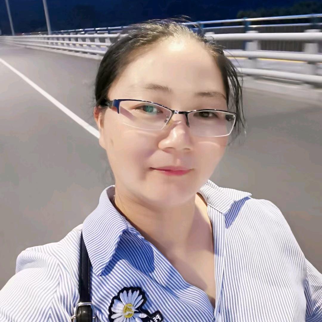 小吴姐输送机及配件