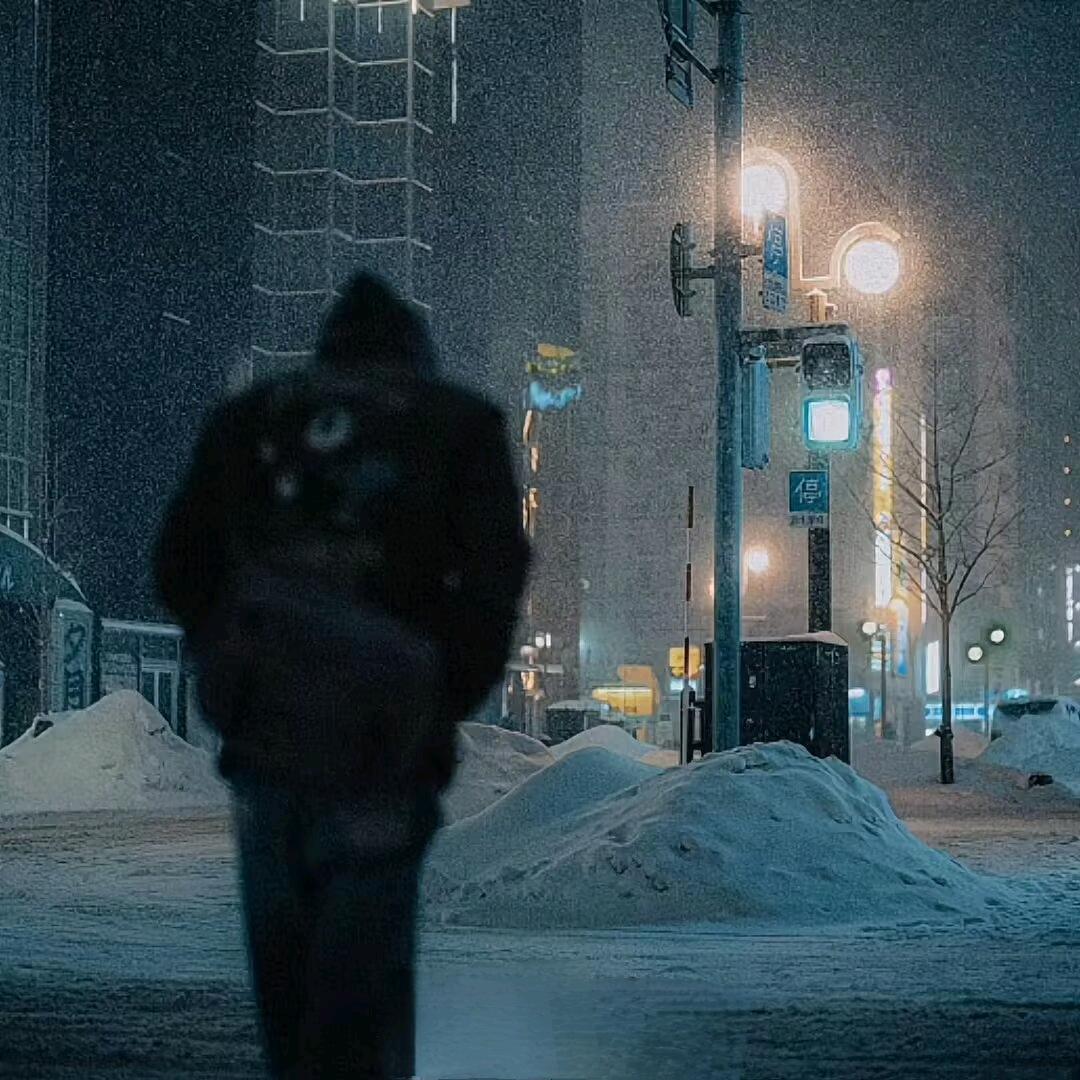 黑白色