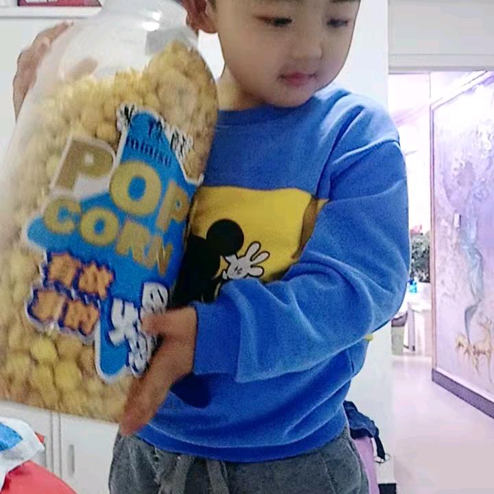 依然苦苦等侯