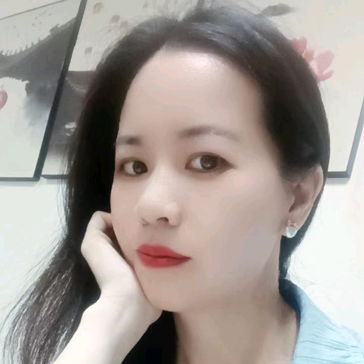 এ᭄ 佳佳ృ༊
