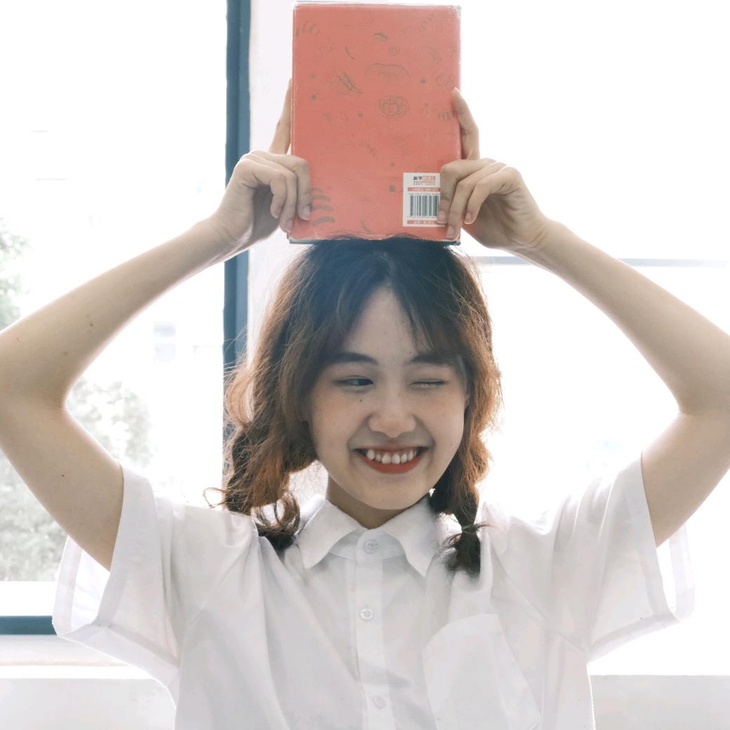 泡泡喜欢喝雪碧