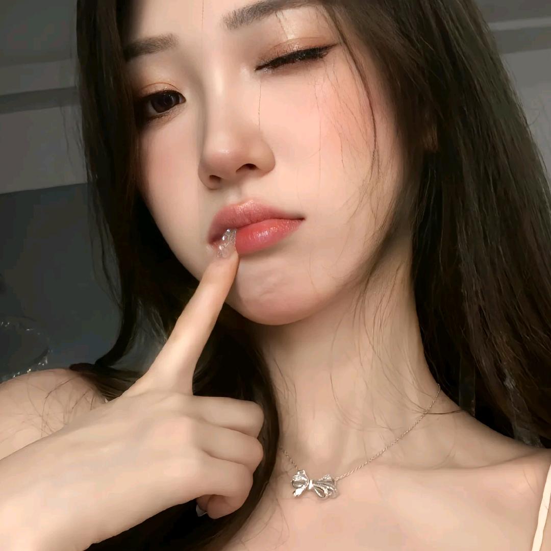 摆烂小悦