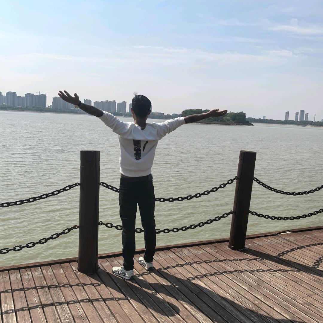 逗比～暖$会做饭=男神