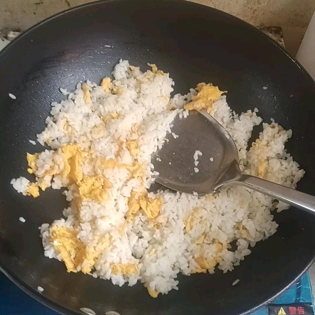 蛋炒饭叔叔