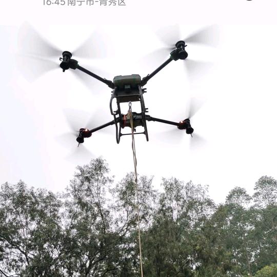 吉祥无人机吊运