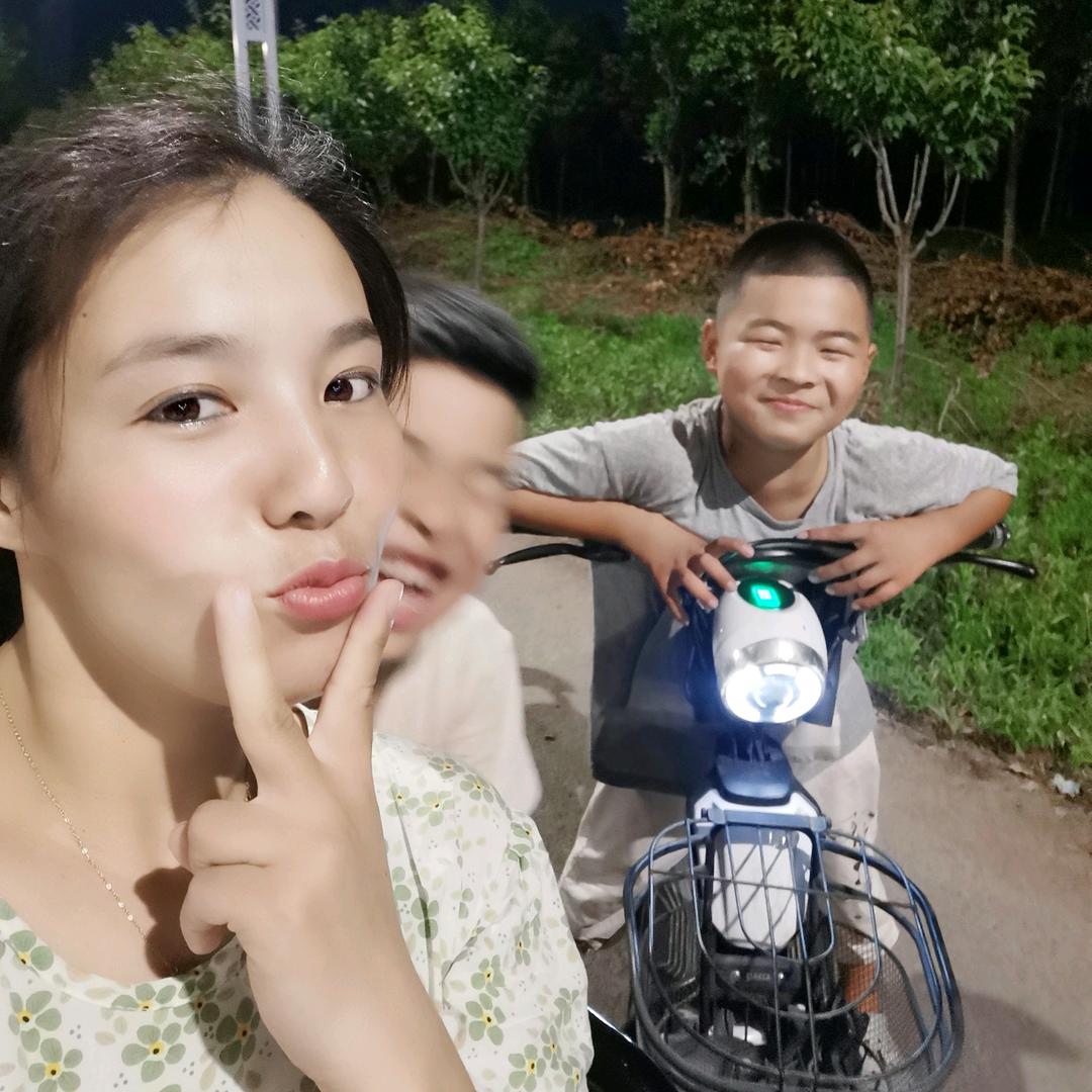 养狗的女老板