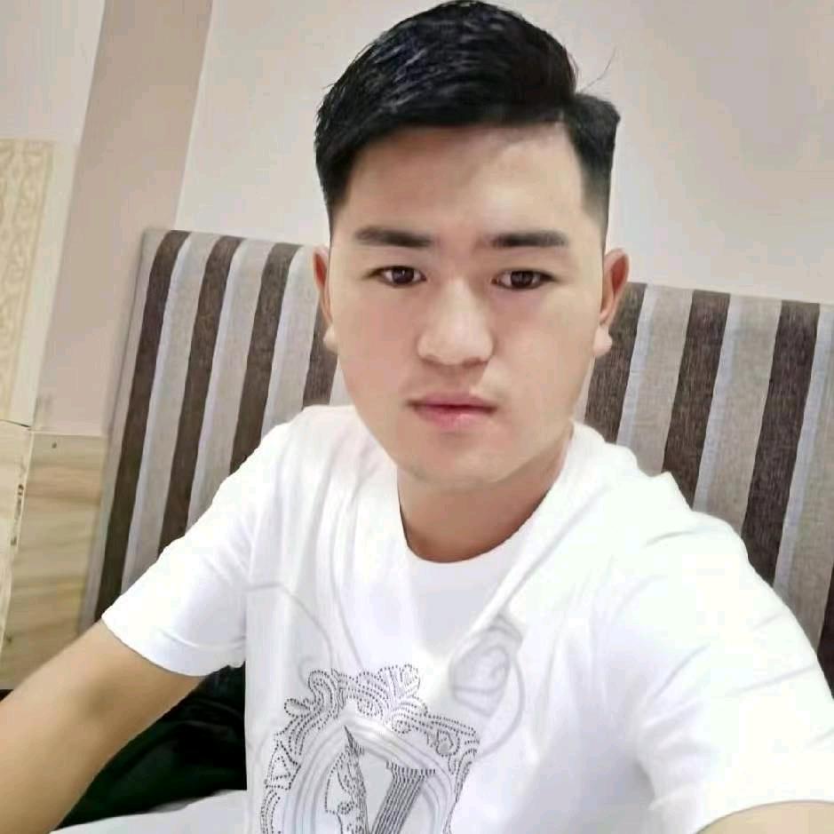 默认