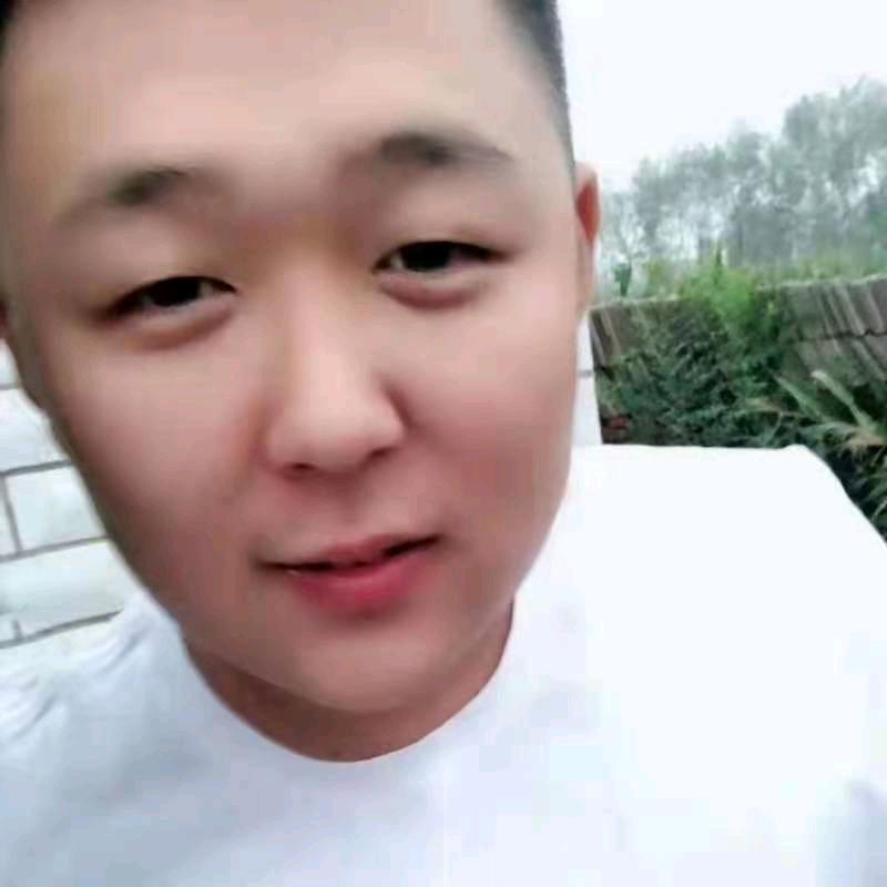 游泳健身店长小强