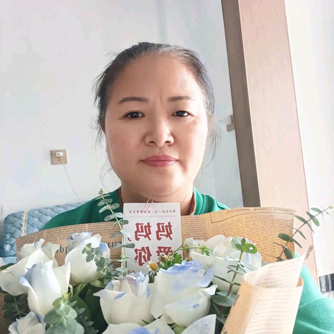 隆林水星家具彭姐