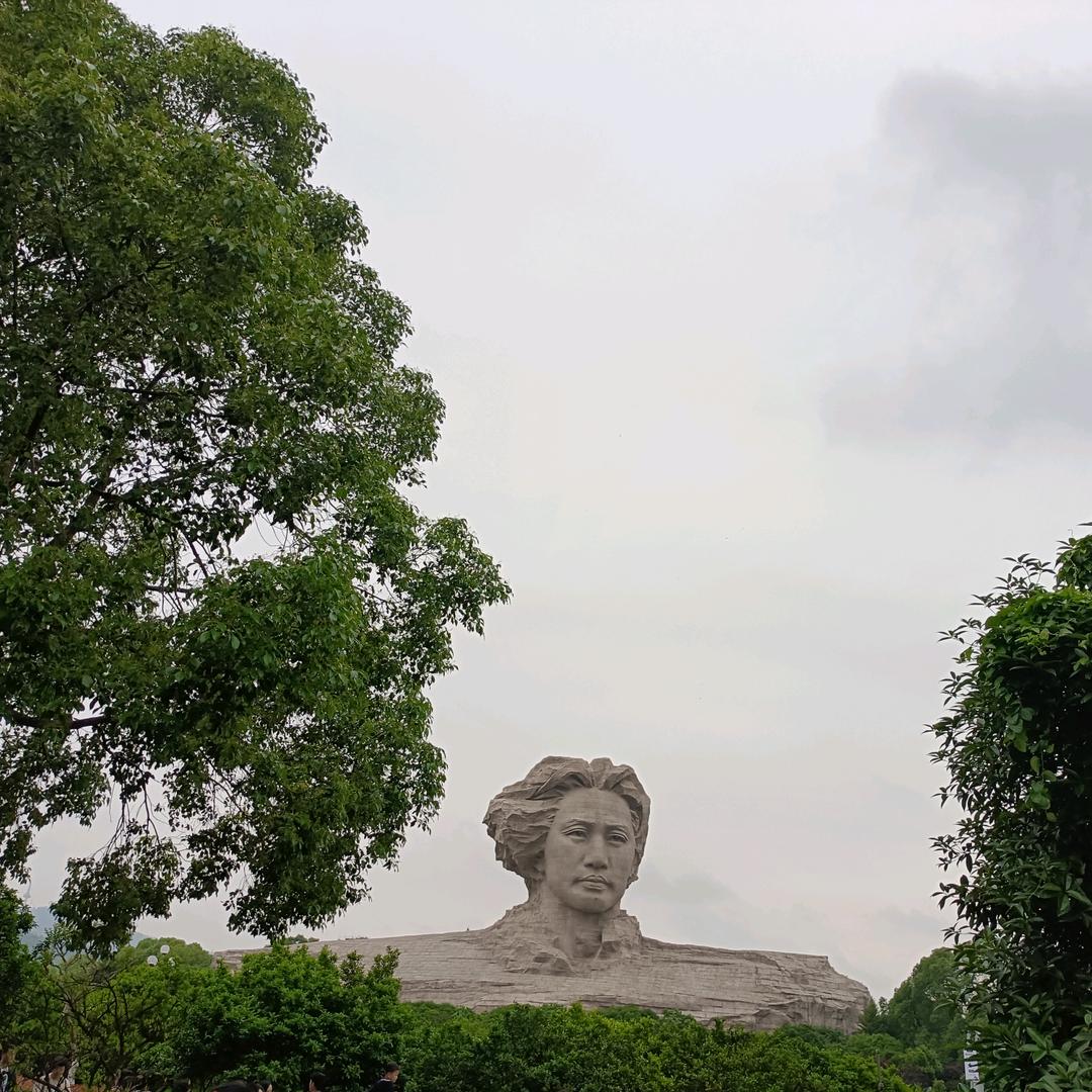 万新（门窗装潢）