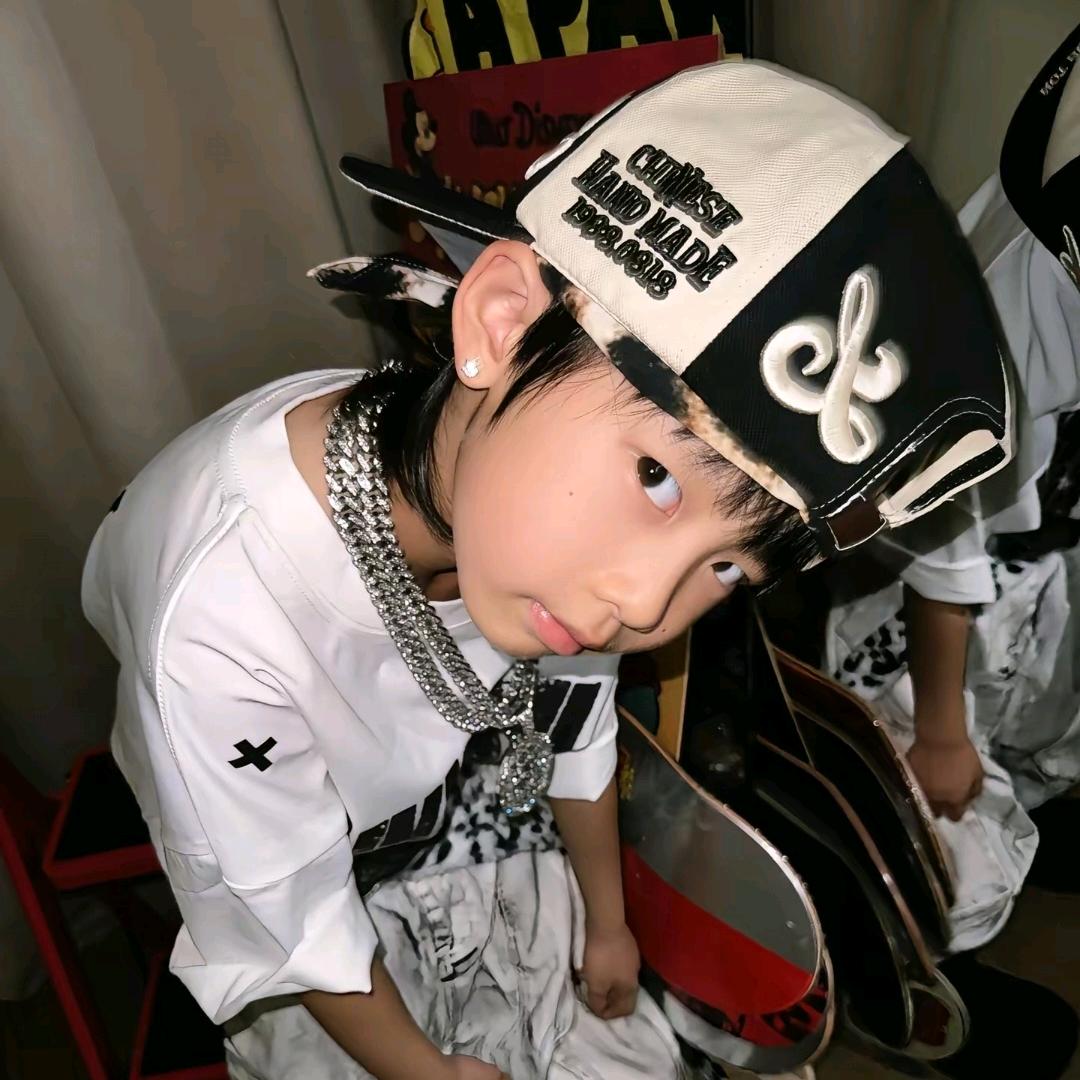 mm^jrrr、