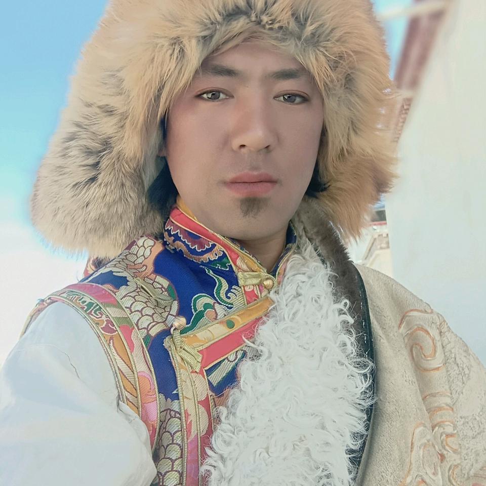 群培