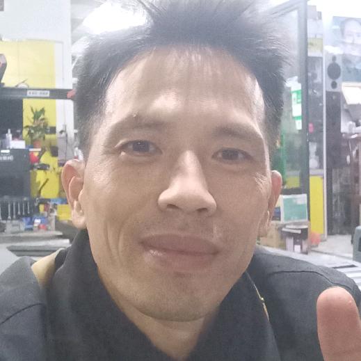 普宁，信兴轮胎批发零售店