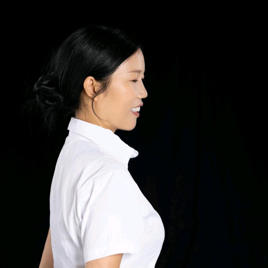 邱小凤，阿凤嫂月嫂公司