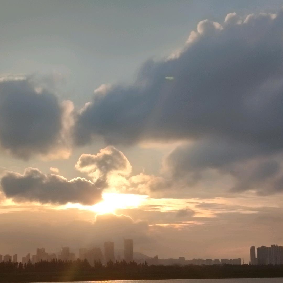 Ꭽℯ⃝风雨赶路人ꦻ࿐ོ: