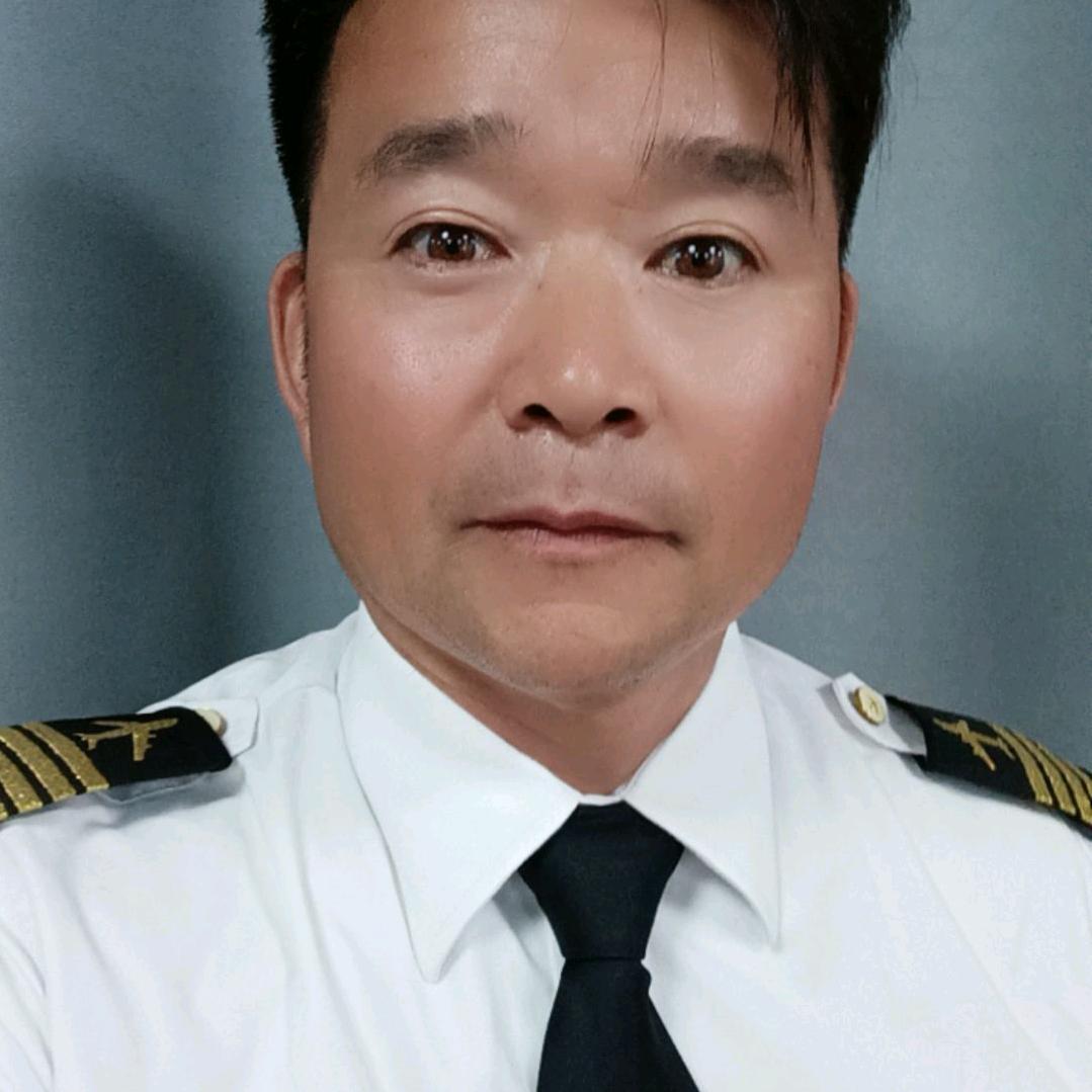淮北机长 (有故事的铁佛人)