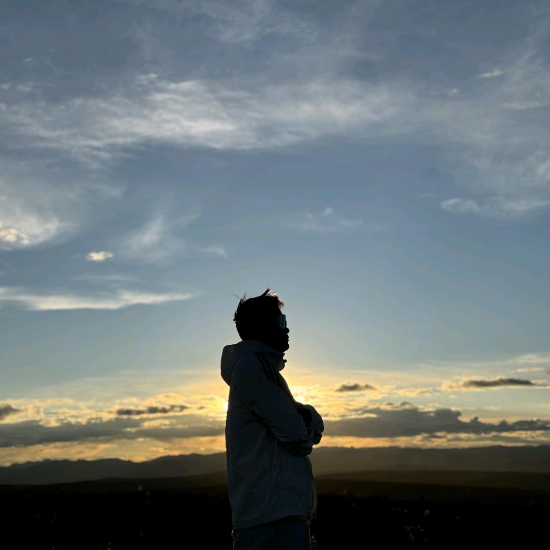 不教游泳🏊🏻‍♀️的邓教练